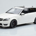 Mercedes C63 AMG S204 T-Model Biely GT Spirit 1:18