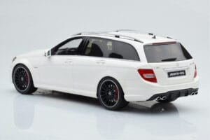 Mercedes C63 AMG S204 T-Model Biely GT Spirit 1:18 GT147 Živica – obrázok 5 z 8