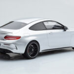 Mercedes C63S AMG C205 Coupe Strieborný GT Spirit 1:18 - image 2 of 6