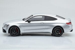 Mercedes C63S AMG C205 Coupe Strieborný GT Spirit 1:18 GT116 Živica – obrázok 3 z 6