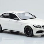 Mercedes C63S AMG W205 Biely GT Spirit 1:18 - image 4 of 6