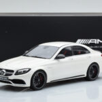 Mercedes C63S AMG W205 Biely GT Spirit 1:18 - image 6 of 6