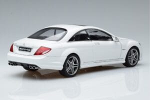 Mercedes CL63 AMG C216 Biely AUTOart 1:18 76167 Kov – obrázok 2 z 6
