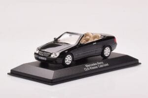 Mercedes CLK A209 Kabriolet Obsidian Čierny Metalický Minichamps 1:43 B66961966 Kov – obrázok 2 z 4