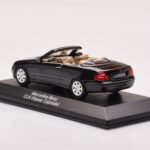 Mercedes CLK A209 Kabriolet Obsidian Čierny Metalický Minichamps 1:43 - image 3 of 4
