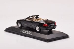 Mercedes CLK A209 Kabriolet Obsidian Čierny Metalický Minichamps 1:43 B66961966 Kov – obrázok 3 z 4
