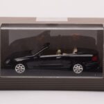 Mercedes CLK A209 Kabriolet Obsidian Čierny Metalický Minichamps 1:43 - image 4 of 4