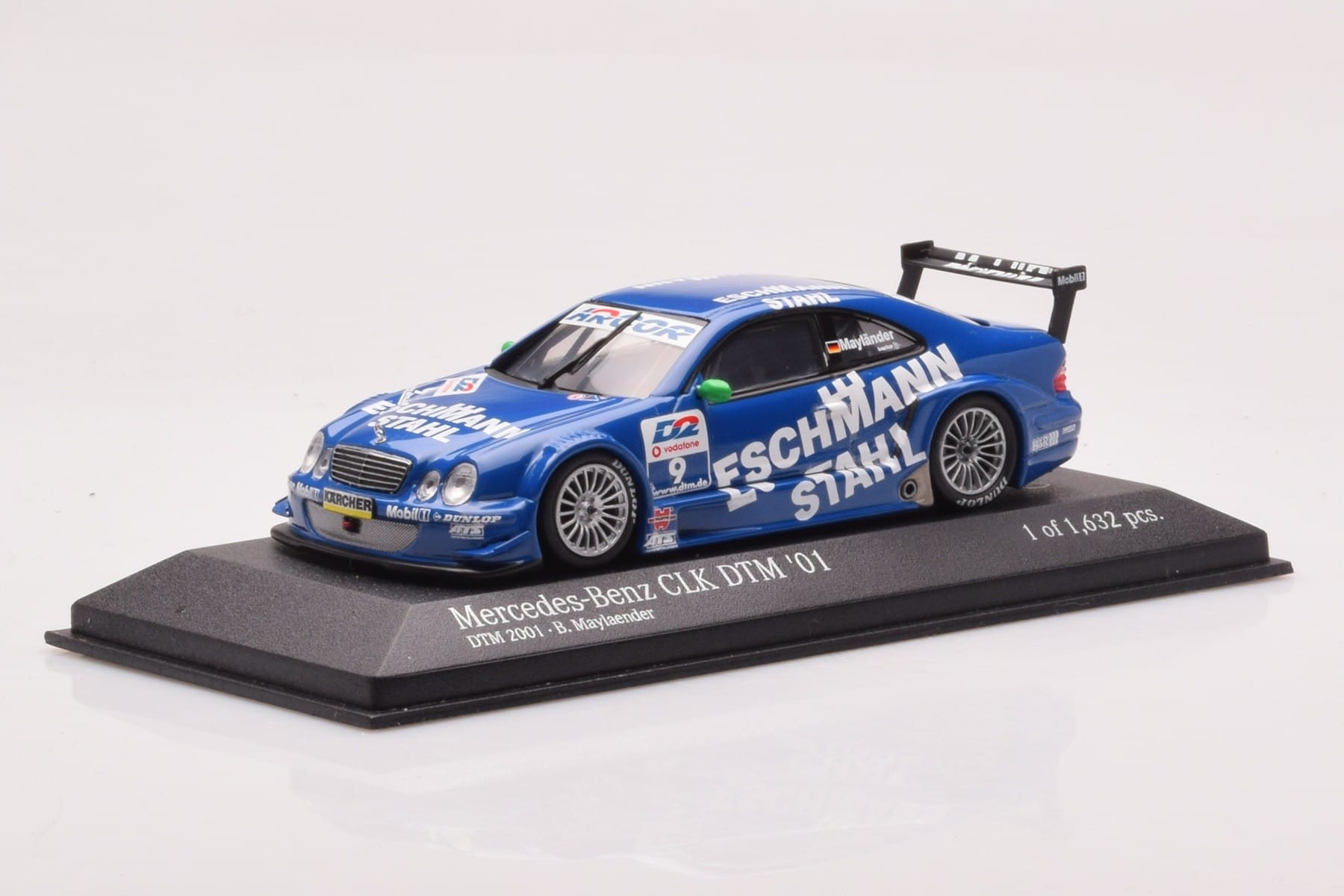 Mercedes CLK DTM Team Manthey #9 B. Maylander DTM 2001 Minichamps 1:43 400013109 Kov – obrázok 2 z 4