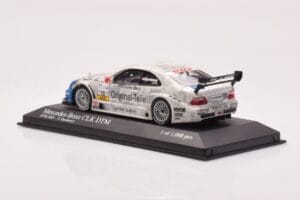 Mercedes CLK DTM Team Original Teile #12 P. Dumbreck DTM 2001 Minichamps 1:43 400023112 Kov – obrázok 3 z 4