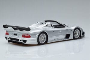 Mercedes CLK GTR Roadster Strieborný GT Spirit 1:18 GT155 Živica – obrázok 2 z 6