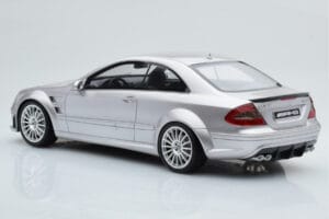 Mercedes CLK63 AMG C209 Coupe Strieborný Otto 1:18 OT227 Živica – obrázok 5 z 6