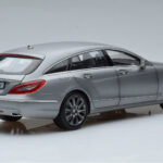 Mercedes CLS Shooting Brake X218 Alanite Šedý Norev 1:18 - image 3 of 7