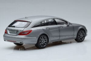Mercedes CLS Shooting Brake X218 Alanite Šedý Norev 1:18 B66960117 Kov – obrázok 3 z 7