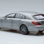 Mercedes CLS Shooting Brake X218 Alanite Šedý Norev 1:18 - image 6 of 7