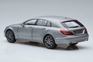 Mercedes CLS Shooting Brake X218 Alanite Šedý Norev 1:18 B66960117 Kov – obrázok 6 z 7
