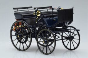 Mercedes Daimler Motorkutsche Tmavomodrá Norev 1:18 183700 Kov – obrázok 4 z 6