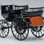 Mercedes Daimler Motorkutsche Tmavomodrá Norev 1:18 - image 5 of 6