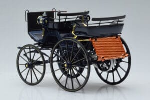 Mercedes Daimler Motorkutsche Tmavomodrá Norev 1:18 183700 Kov – obrázok 5 z 6