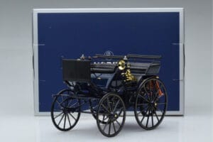 Mercedes Daimler Motorkutsche Tmavomodrá Norev 1:18 183700 Kov – obrázok 6 z 6