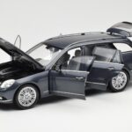 Mercedes E-Class S212 T-Model Tenorit Šedý Metallic Minichamps 1:18 B66962447 - image 2 of 8