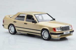 Mercedes E-Class W124 Tuning Béžový MCG 1:18 MCG18342 Kov – obrázok 4 z 6