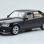 Mercedes E-Class W124 Tuning Čierny MCG 1:18