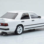 Mercedes E-Class W124 Tuning Biely MCG 1:18 - image 2 of 6