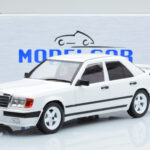 Mercedes E-Class W124 Tuning Biely MCG 1:18 - image 6 of 6