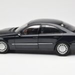 Mercedes E-Class W211 Modrý Metallic Kyosho 1:18 B66962147 - image 4 of 8