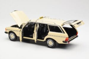 Mercedes 230T W123 T-Model Taxi Norev 1:18 183731 Kov – obrázok 5 z 8