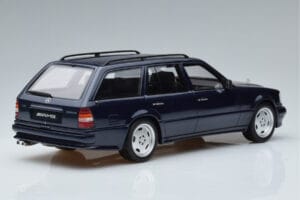 Mercedes E36 AMG S124 Modrý Otto 1:18 OT753 Živica – obrázok 2 z 6