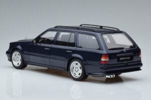 Mercedes E36 AMG S124 Modrý Otto 1:18 OT753 Živica – obrázok 5 z 6