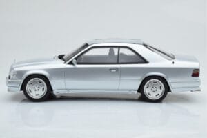 Mercedes E36 AMG C124 Coupe Strieborný Otto 1:18 OT731 Živica – obrázok 3 z 6