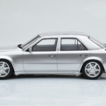 Mercedes E500 W124 Strieborný Otto 1:18 - image 3 of 6