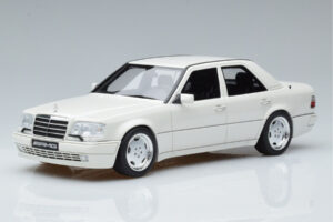 Mercedes E60 AMG W124 Biely Otto 1:18