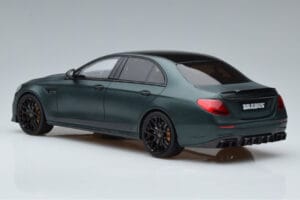 Mercedes E63 AMG Brabus 800 W213 Zelený GT Spirit 1:18 GT208 Živica – obrázok 5 z 6