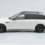 Mercedes AMG E63 S S213 T-Model Biely GT Spirit 1:18 - image 3 of 6