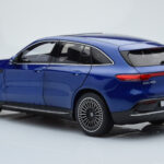 Mercedes EQC 400 Brilliant Modrý NZG 1:18 - image 5 of 8