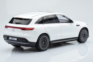 Mercedes EQC 400 Diamond Biely NZG 1:18 B66963756 Kov – obrázok 3 z 8