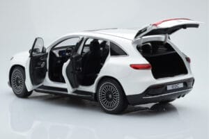 Mercedes EQC 400 Diamond Biely NZG 1:18 B66963756 Kov – obrázok 5 z 8