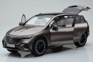 Mercedes EQE SUV X294 AMG Line Velvet Hnedý NZG 1:18 B66960836 Kov – obrázok 2 z 8