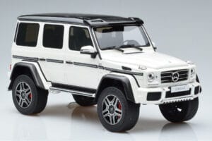 Mercedes G500 4x4 W463 GT Spirit 1:18 GT142 Živica – obrázok 4 z 6