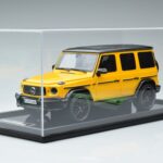 Mercedes AMG G63 W463 Žltý MotorHelix 1:18 MH018 Y Živica - image 6 of 7