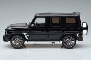 Mercedes G63 Brabus 700 Widestar W463 Perleťová Čierna GT Spirit 1:18 KJ040 Živica – obrázok 3 z 6