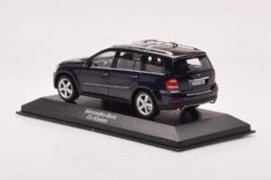 Mercedes GL X164 Tanzanite Modrý Minichamps 1:43 B66962228 Kov – obrázok 3 z 4