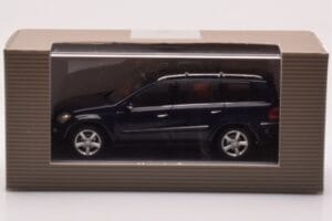 Mercedes GL X164 Tanzanite Modrý Minichamps 1:43 B66962228 Kov – obrázok 4 z 4
