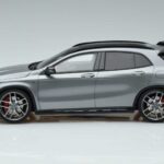 Mercedes AMG GLA 45 X156 Dealerská Edícia GT Spirit 1:18 B66960467 Živica - image 3 of 6