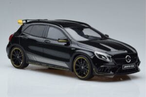 Mercedes AMG GLA45 X156 Žltý Night Edition GT Spirit 1:18 B66960469 Živica – obrázok 4 z 6
