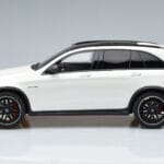 Mercedes GLC 63 AMG X253 Biely GT Spirit 1:18 B66965713 Živica - image 3 of 6