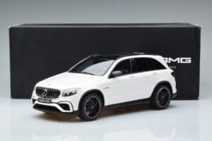 Mercedes GLC 63 AMG X253 Biely GT Spirit 1:18 B66965713 Živica – obrázok 6 z 6